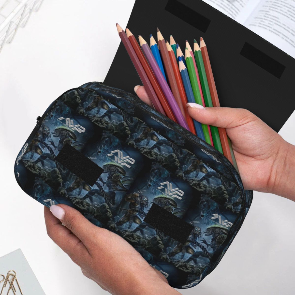 Alien Vs Predator Game Pencil  - Office Supply Vs Stationery のレビューと価格